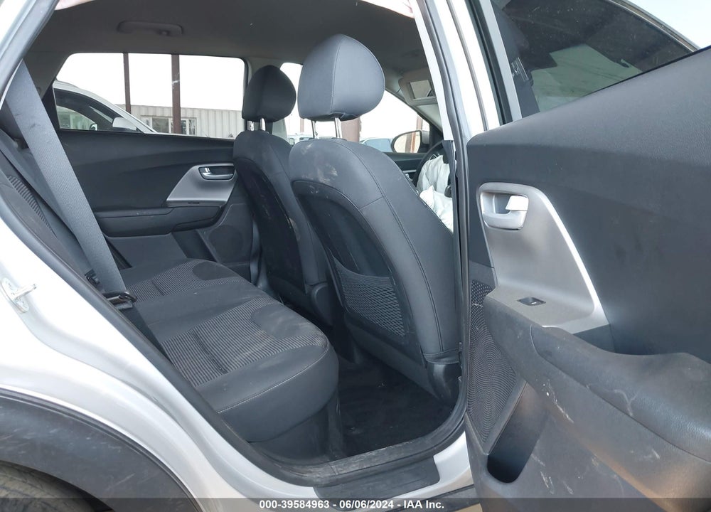 2019 KIA NIRO LX VIN: KNDCB3LC5K5352320