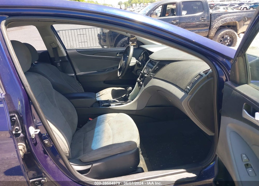 2013 HYUNDAI SONATA GLS VIN: 5NPEB4AC1DH758843