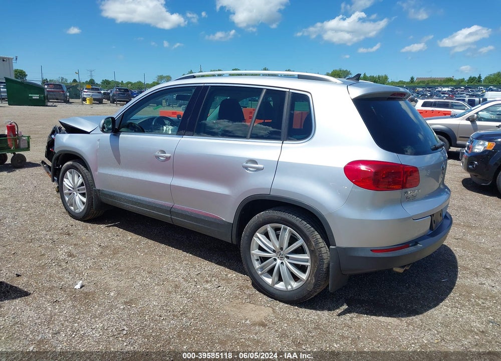 2015 VOLKSWAGEN TIGUAN SE VIN: WVGBV7AX6FW564381