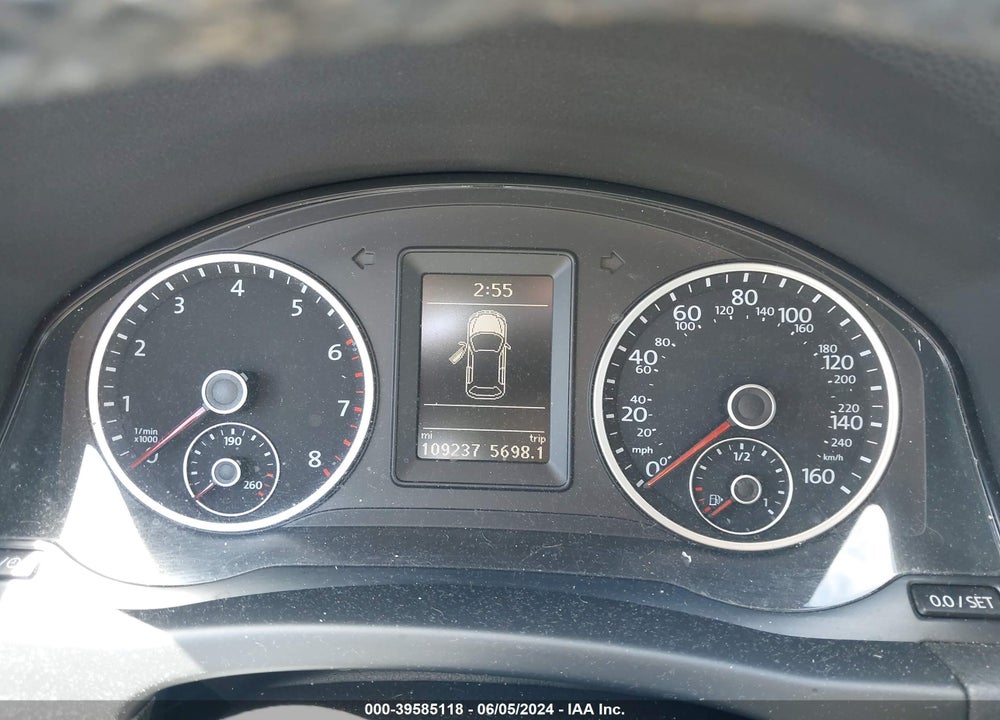 2015 VOLKSWAGEN TIGUAN SE VIN: WVGBV7AX6FW564381