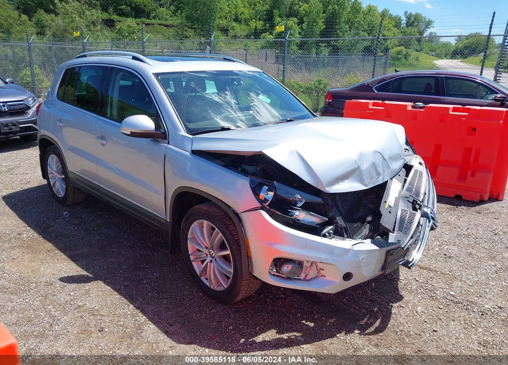 2015 VOLKSWAGEN TIGUAN SE VIN: WVGBV7AX6FW564381