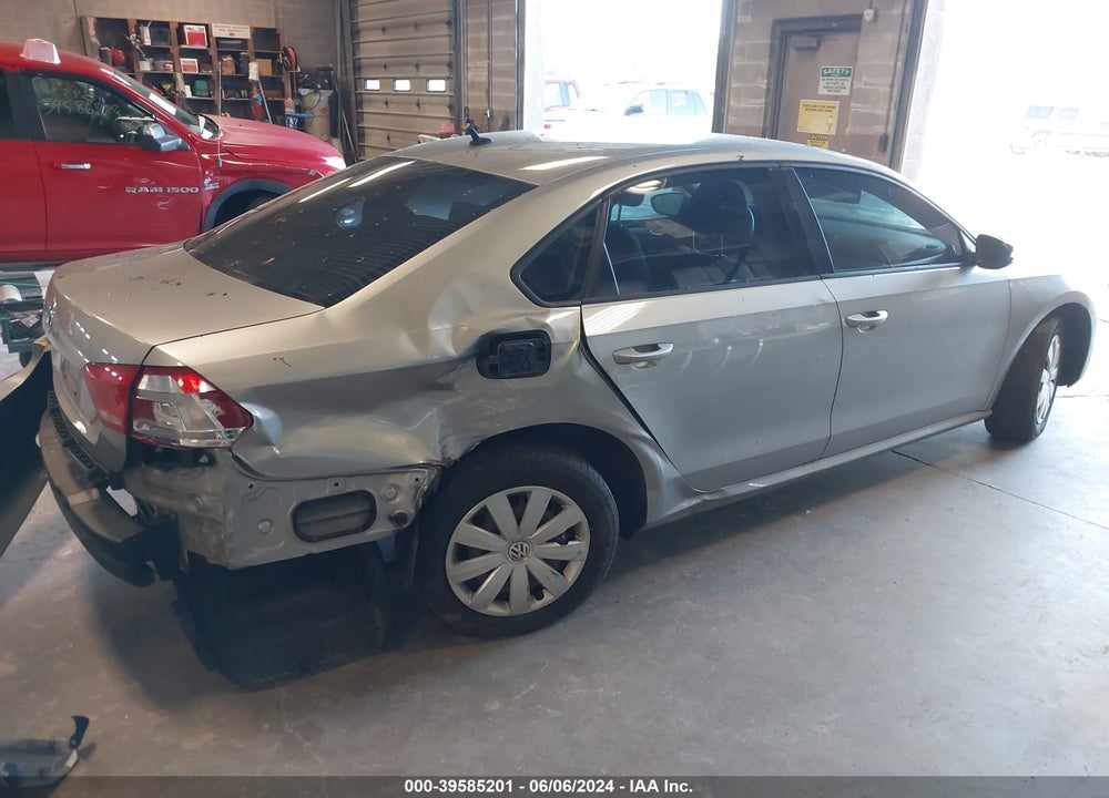 2012 VOLKSWAGEN PASSAT 2.5L S VIN: 1VWAH7A34CC022047