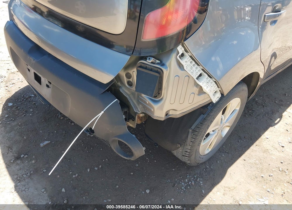 2014 KIA SOUL VIN: KNDJN2A20E7111289