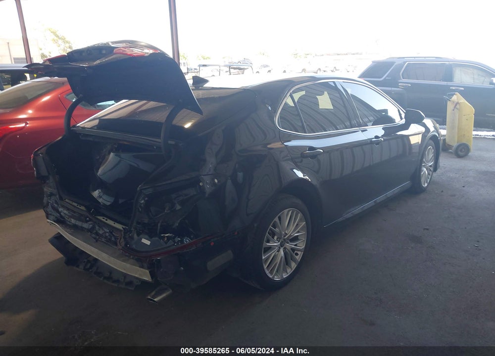 2020 TOYOTA CAMRY XLE AWD VIN: 4T1F11BKXLU007834