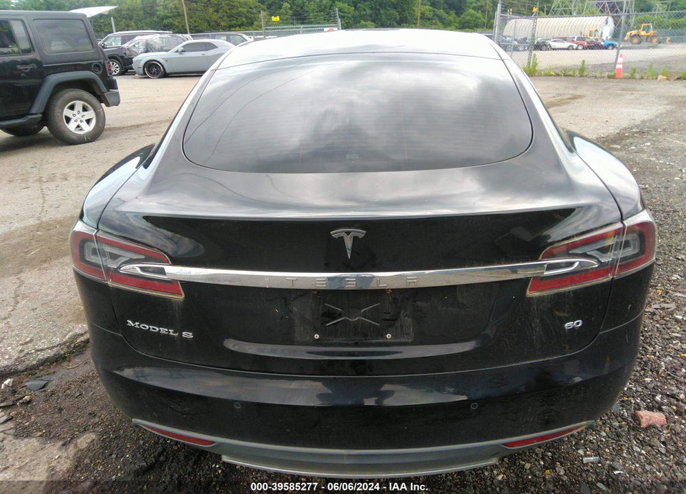 2014 TESLA MODEL S VIN: 5YJSA1S15EFP62119
