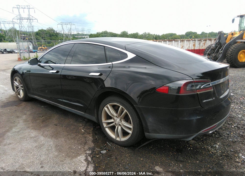 2014 TESLA MODEL S VIN: 5YJSA1S15EFP62119