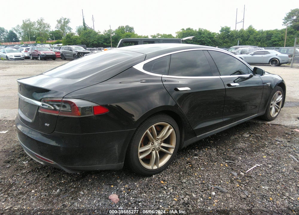 2014 TESLA MODEL S VIN: 5YJSA1S15EFP62119