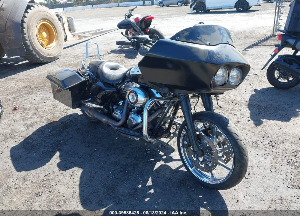 2010 HARLEY-DAVIDSON FLHX VIN: 1HD1KB433AB644630