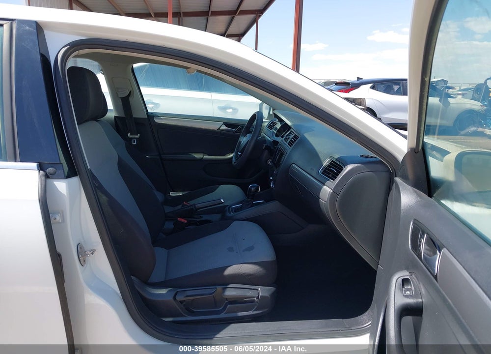 2017 VOLKSWAGEN JETTA 1.4T S VIN: 3VW2B7AJ1HM254664