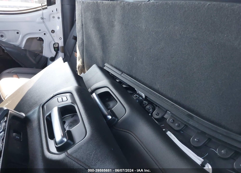 2019 GMC SIERRA 1500 AT4 VIN: 1GTP9EEL9KZ177844