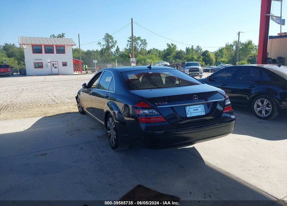 2009 MERCEDES-BENZ S 550 VIN: WDDNG71X69A266786
