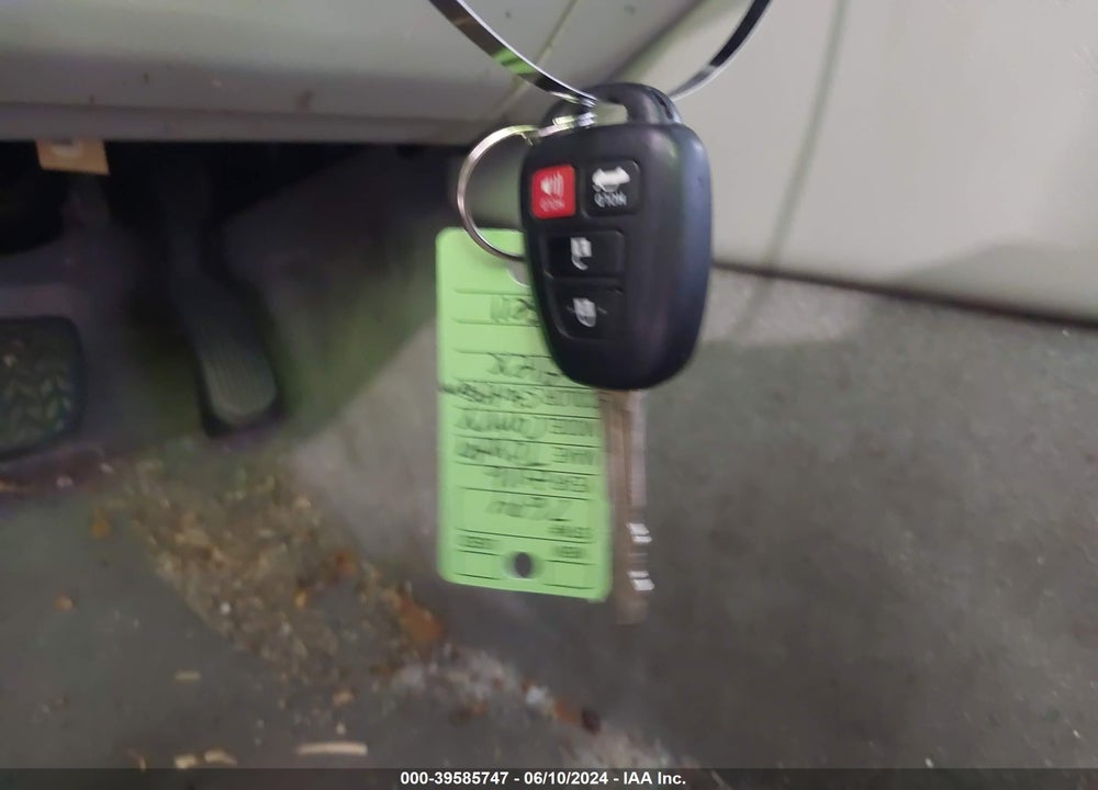 2016 TOYOTA CAMRY LE VIN: 4T1BF1FK6GU248211
