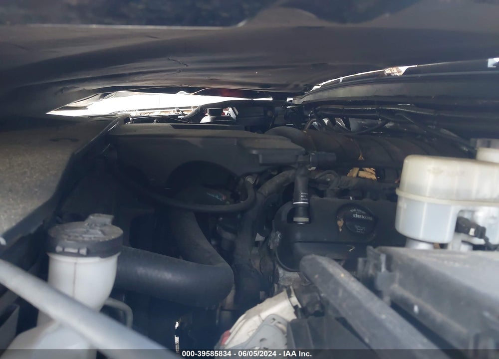 2015 CHEVROLET SUBURBAN 1500 LT VIN: 1GNSKJKC9FR530429
