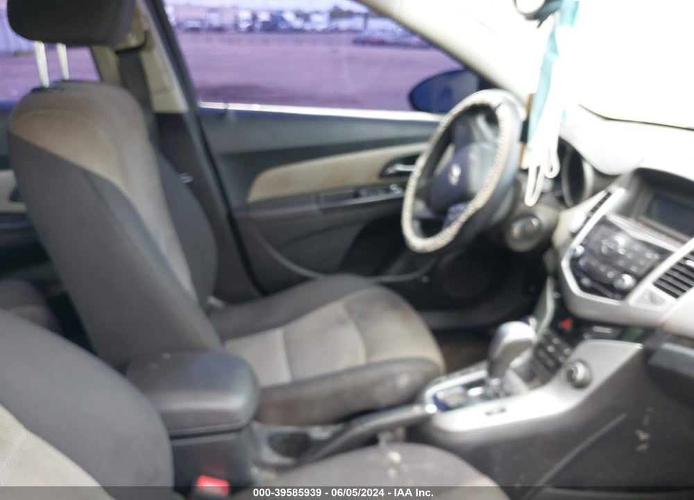 2015 CHEVROLET CRUZE LS AUTO VIN: 1G1PA5SH2F7139082