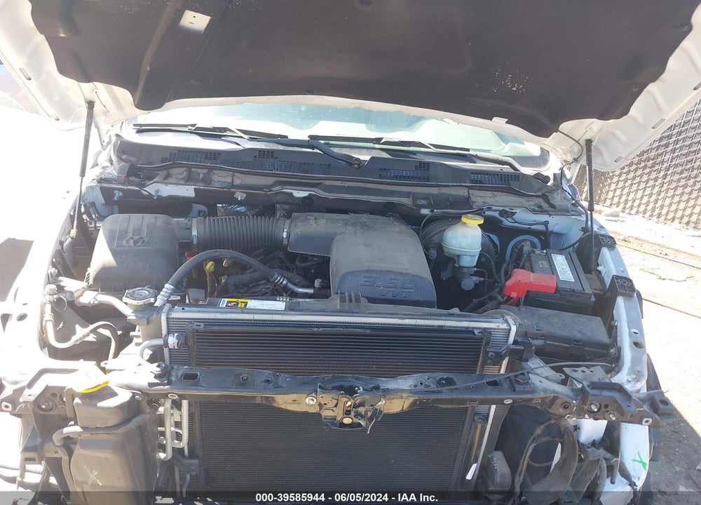 2018 RAM 1500 TRADESMAN REGULAR CAB 4X2 8' BOX VIN: 3C6JR6DGXJG167104