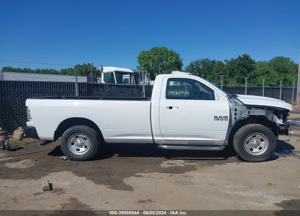 2018 RAM 1500 TRADESMAN REGULAR CAB 4X2 8' BOX VIN: 3C6JR6DGXJG167104