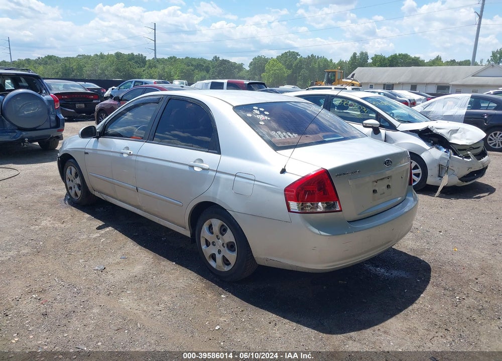 2009 KIA SPECTRA LX VIN: KNAFE222395639654