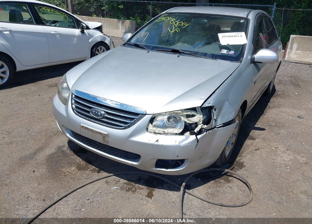 2009 KIA SPECTRA LX VIN: KNAFE222395639654