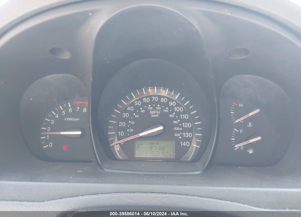 2009 KIA SPECTRA LX VIN: KNAFE222395639654