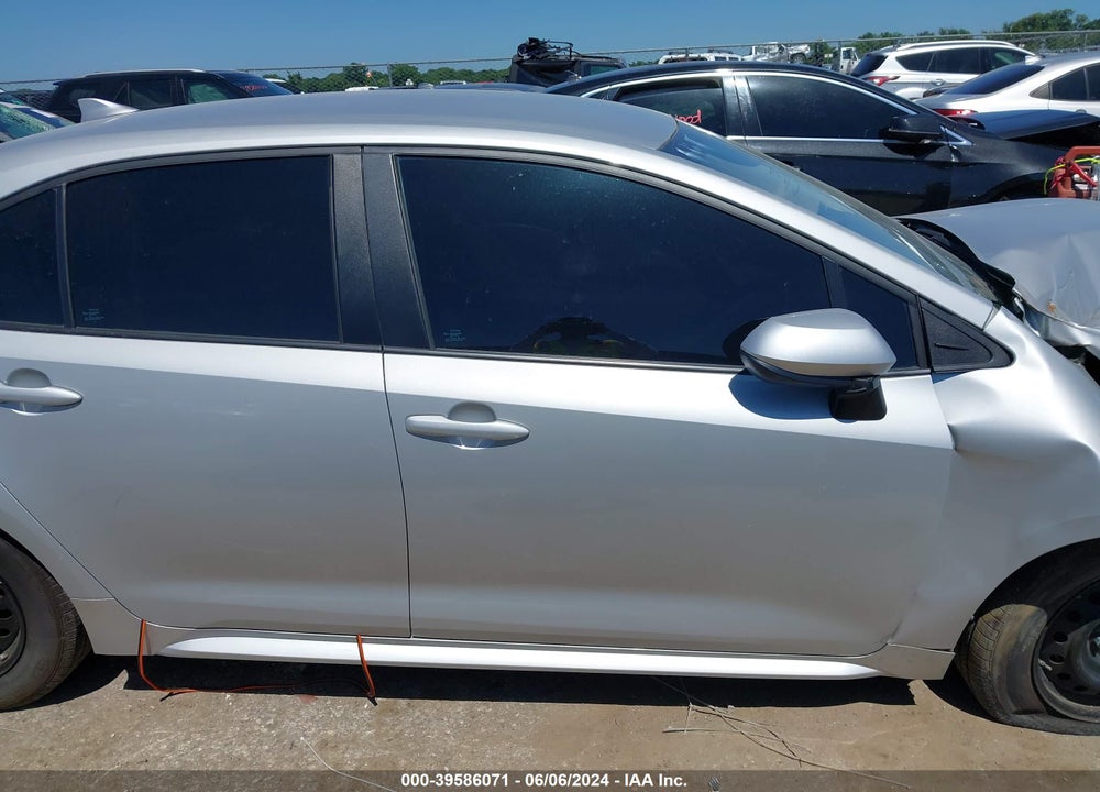 2022 TOYOTA COROLLA LE VIN: 5YFEPMAE5NP316509