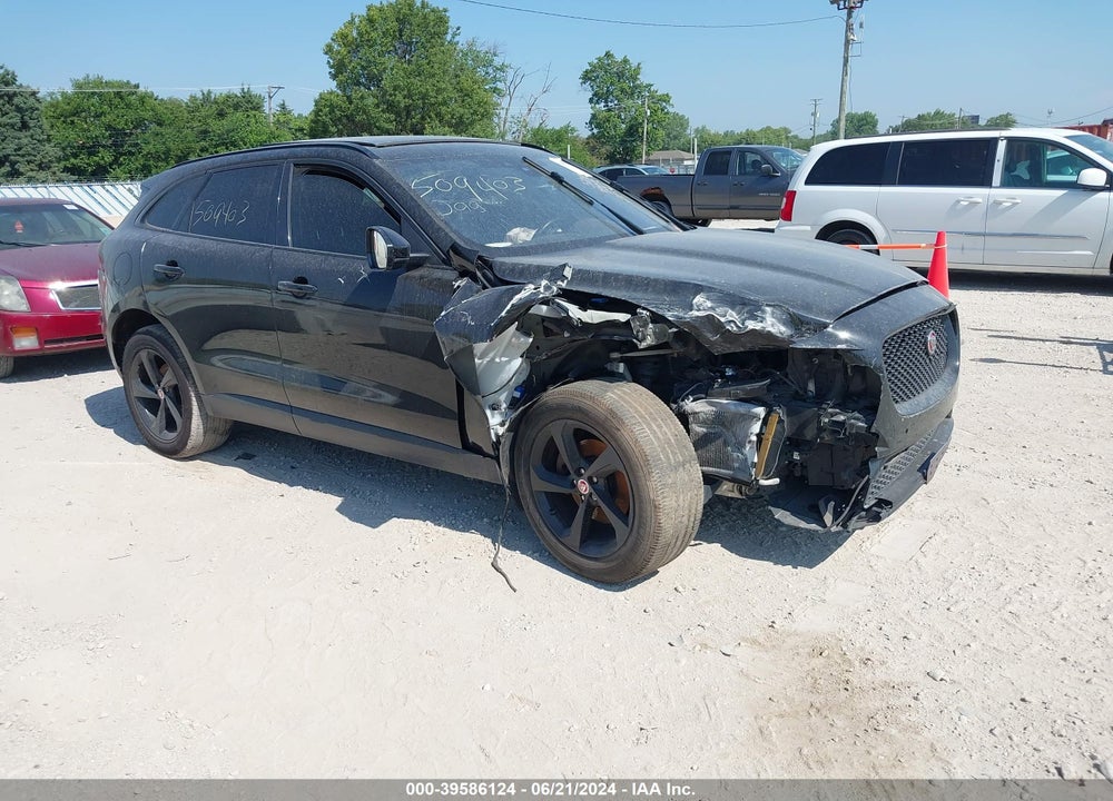2018 JAGUAR F-PACE 25T PREMIUM VIN: SADCJ2FX1JA275368