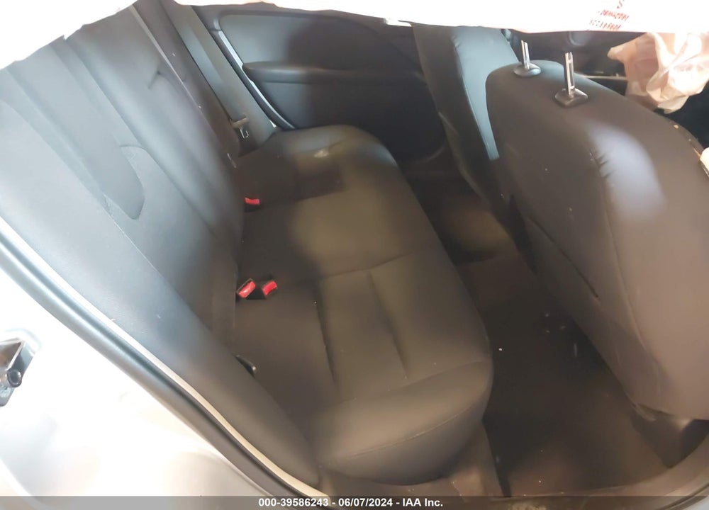 2011 FORD FUSION SE VIN: 3FAHP0HA7BR263784