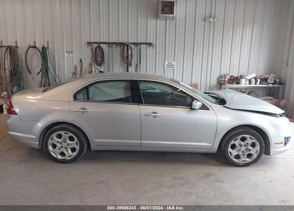 2011 FORD FUSION SE VIN: 3FAHP0HA7BR263784