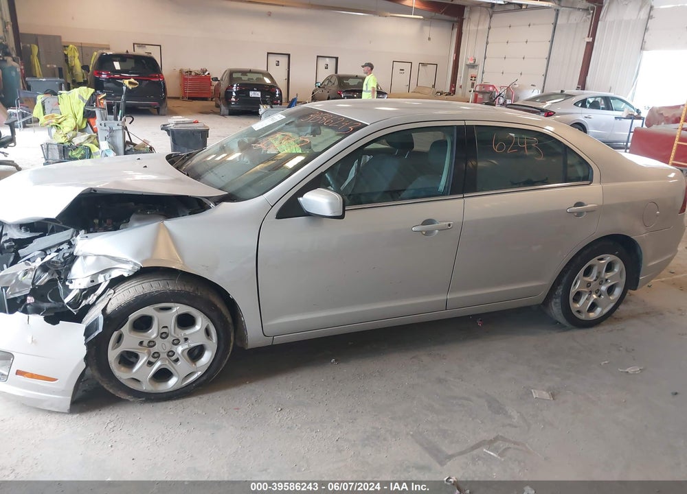 2011 FORD FUSION SE VIN: 3FAHP0HA7BR263784