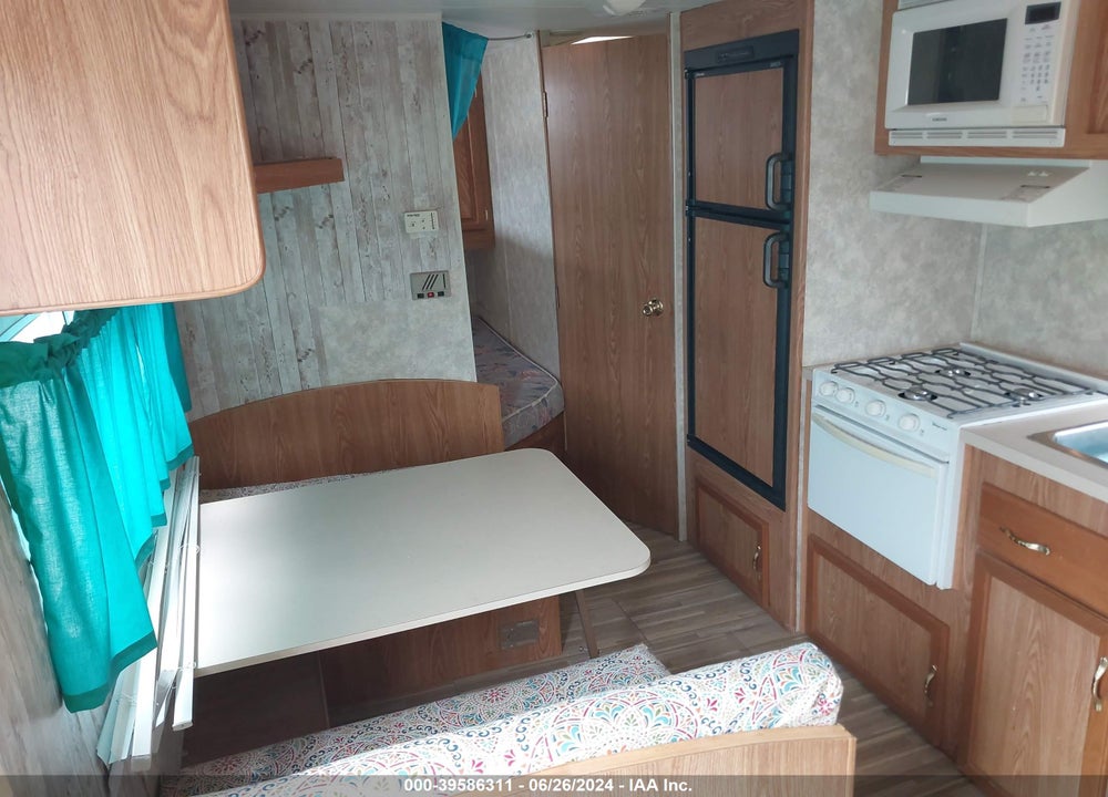 2003 COACHMEN 270BH VIN: 1TC2B046233001787