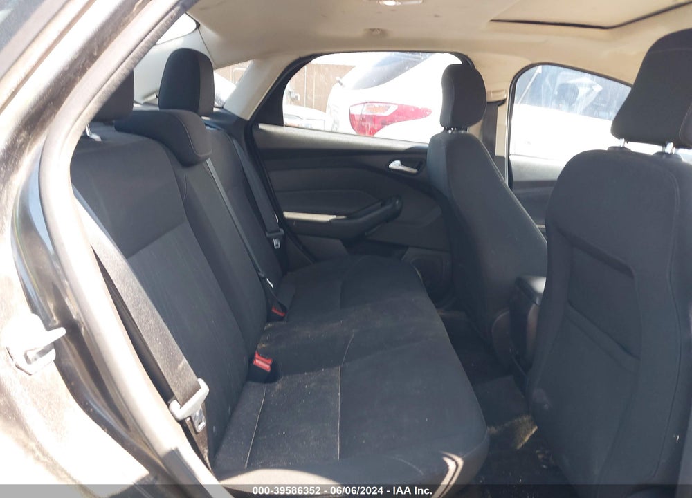 2018 FORD FOCUS SEL VIN: 1FADP3H25JL236041