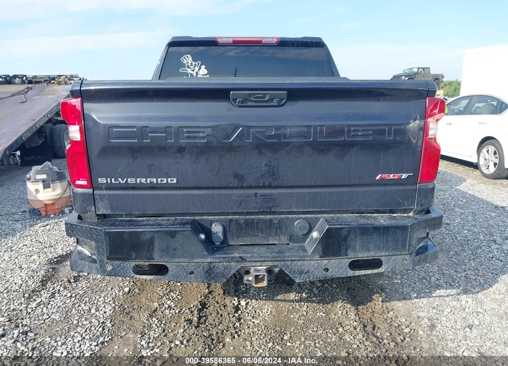 2022 CHEVROLET SILVERADO 1500 4WD SHORT BED RST VIN: 1GCUDEED0NZ619716