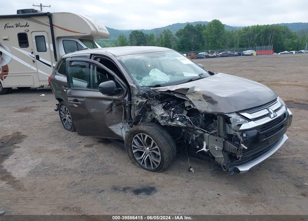2018 MITSUBISHI OUTLANDER ES/LE/SE/SEL VIN: JA4AZ3A33JZ067798