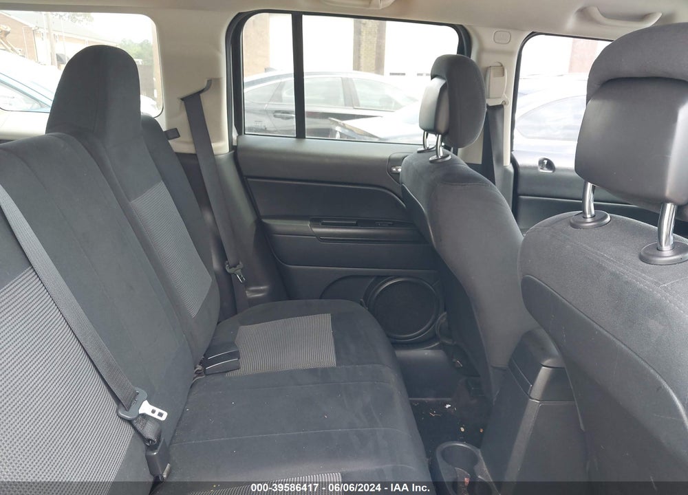 2015 JEEP PATRIOT SPORT VIN: 1C4NJPBB0FD107318