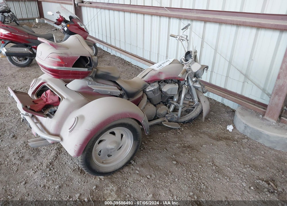 2005 HONDA VTX1800 F3 VIN: 1HFSC46G85A304017