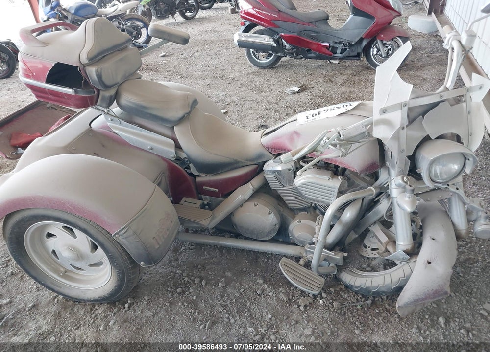 2005 HONDA VTX1800 F3 VIN: 1HFSC46G85A304017