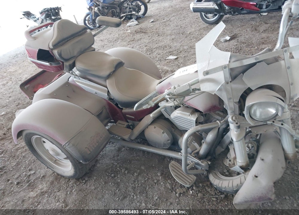 2005 HONDA VTX1800 F3 VIN: 1HFSC46G85A304017