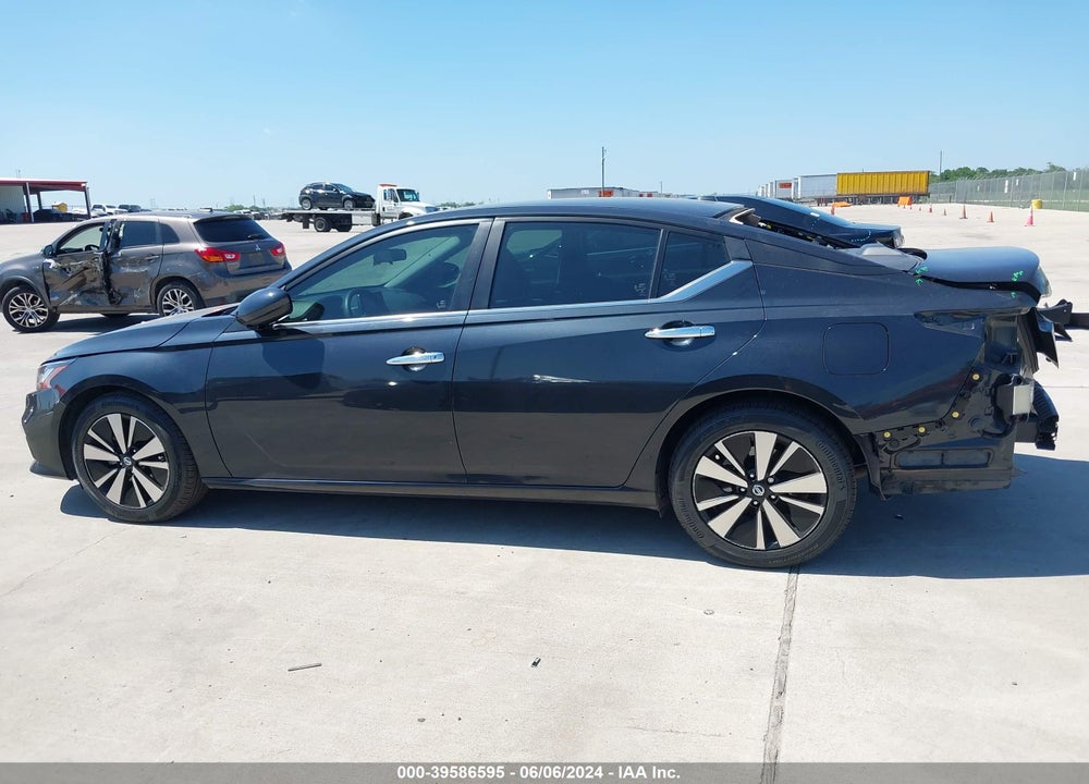 2022 NISSAN ALTIMA SV FWD VIN: 1N4BL4DV8NN408985
