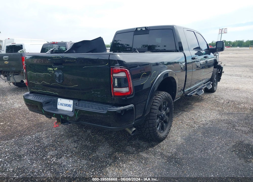 2023 RAM 2500 LIMITED MEGA CAB 4X4 6'4 BOX VIN: 3C6UR5TL3PG523875