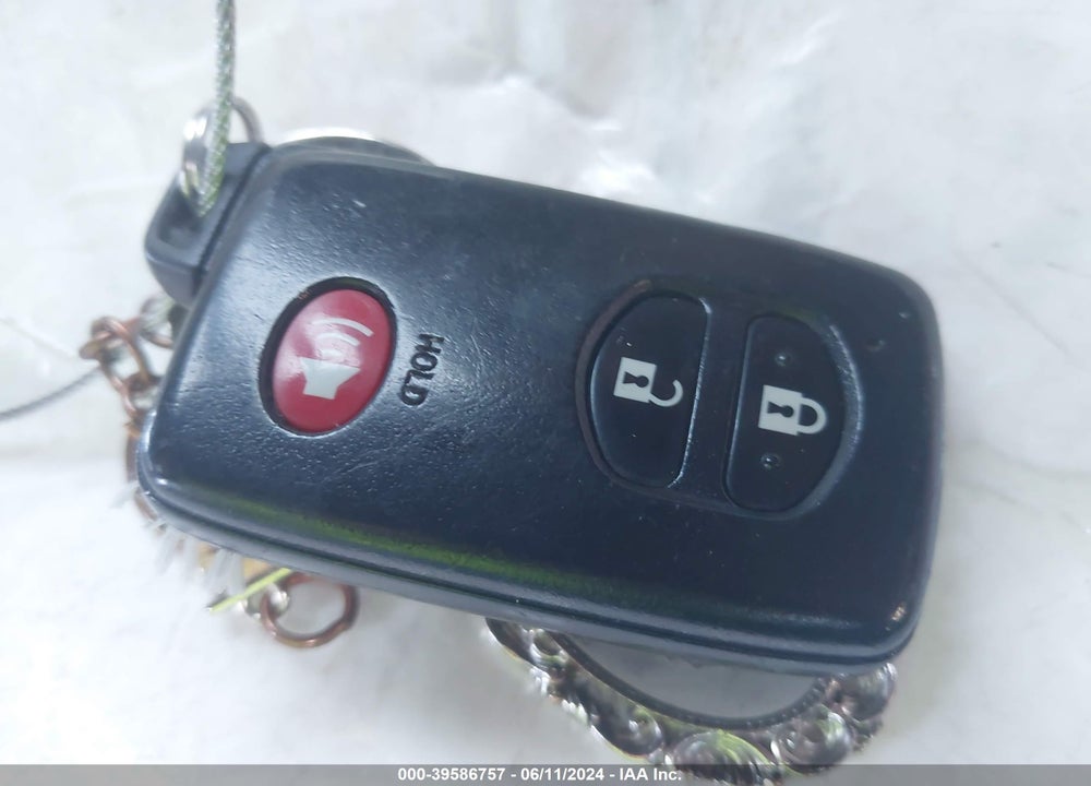 2012 TOYOTA PRIUS V TWO VIN: JTDZN3EU2C3070429