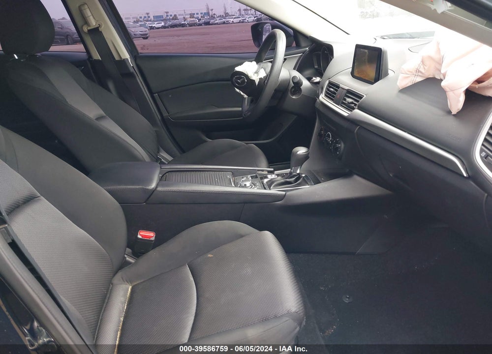 2018 MAZDA 3 SPORT VIN: 3MZBN1U72JM184909