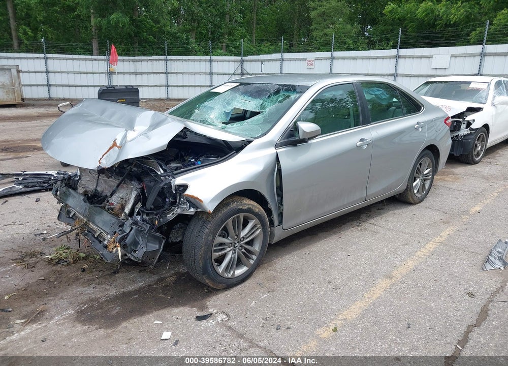 2017 TOYOTA CAMRY SE VIN: 4T1BF1FK2HU798698