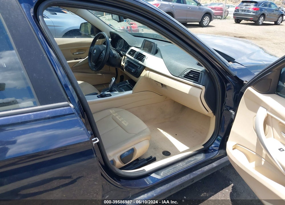 2013 BMW 320I VIN: WBA3B1C54DK130052