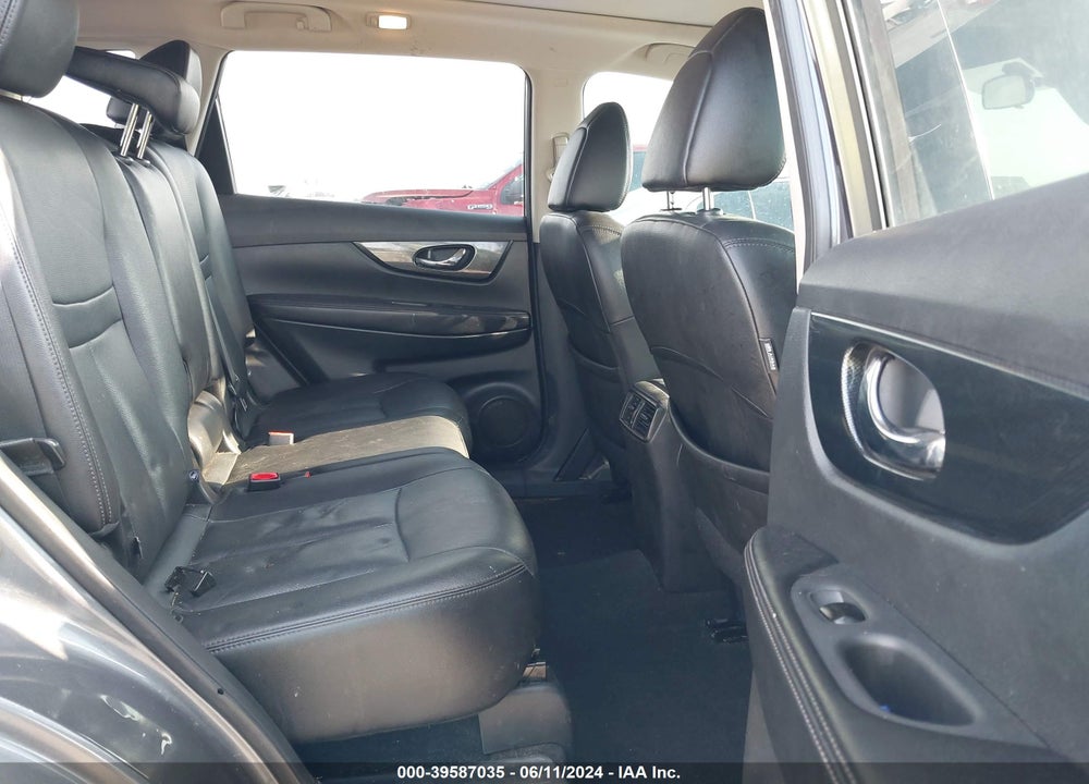 2016 NISSAN ROGUE SL VIN: 5N1AT2MT3GC842590