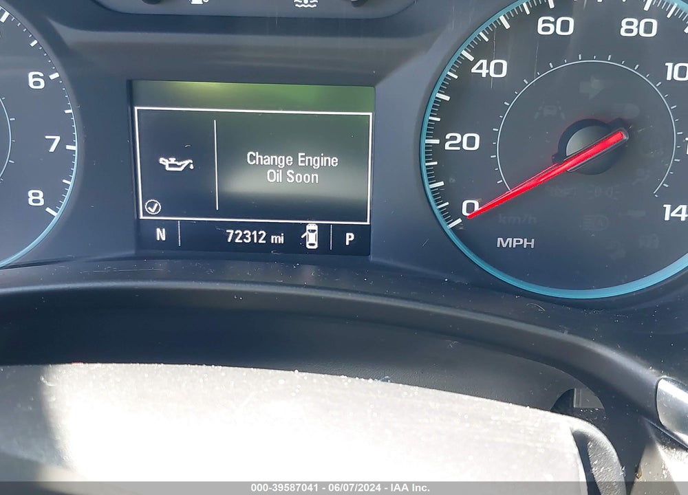 2018 CHEVROLET EQUINOX LT VIN: 2GNAXKEX2J6226686
