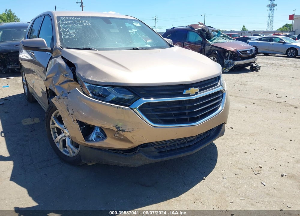2018 CHEVROLET EQUINOX LT VIN: 2GNAXKEX2J6226686
