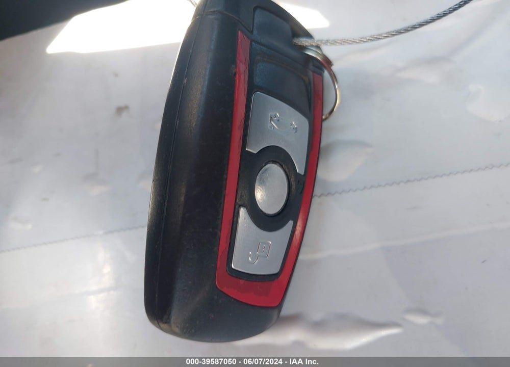 2013 BMW 328I VIN: WBA3A5G51DNP24049