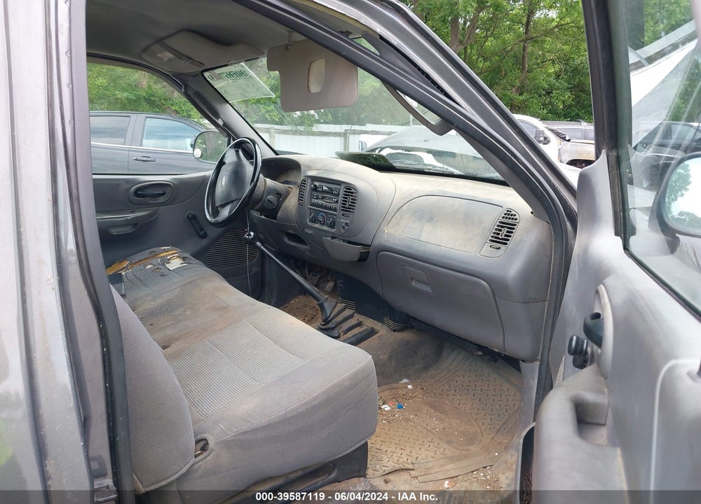 2004 FORD F-150 HERITAGE XL/XLT VIN: 2FTRF17234CA30241