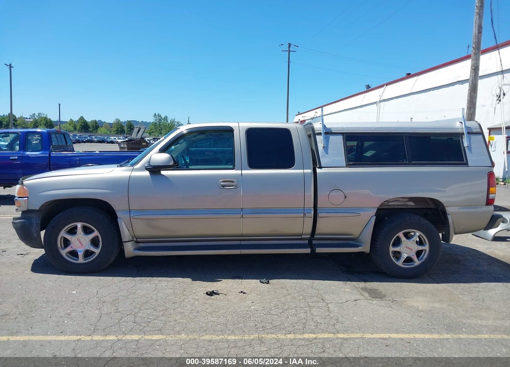 2001 GMC SIERRA 1500 C3 VIN: 2GTEK69U611364521