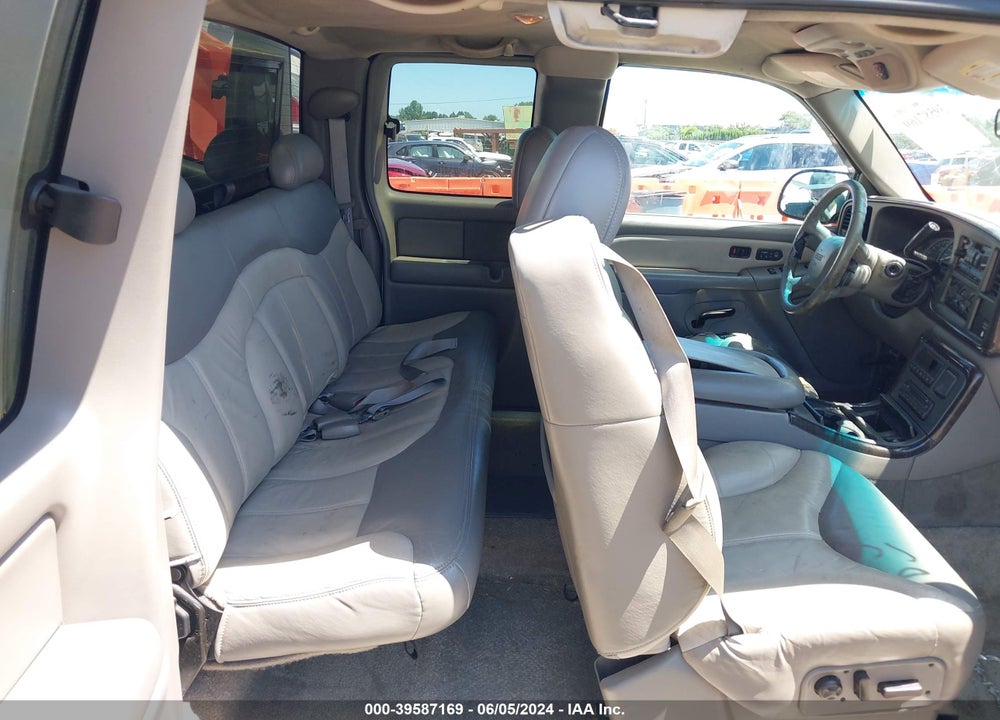 2001 GMC SIERRA 1500 C3 VIN: 2GTEK69U611364521
