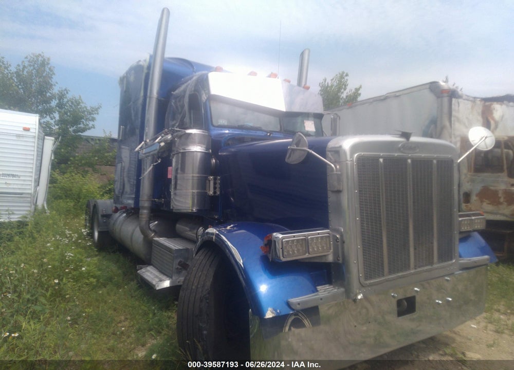 2000 PETERBILT 378 VIN: 1XPFDB9X5YN507998